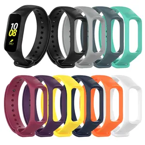 IVANHOE For Samsung Galaxy Fit E Bands,Adjustable Soft Silicone Strap Replacement Band for 2019 Galaxy Fit E SM-R375 Smart Watch