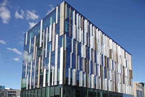 Panneaux en aluminium perforés décoratifs d'écran de façade d'intimité en métal de conception moderne pour l'application d'hôtel - Product Image 6