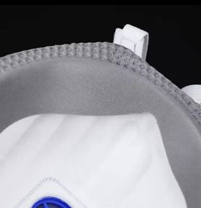 Masque facial jetable FFP3 avec valve et attaches auriculaires, protection anti-poussière 4 couches - Product Image 4