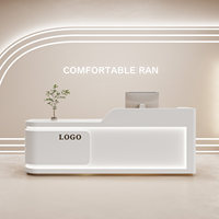 Comptoir de bar élégant en MDF laqué, bureau de caisse avec rangement pour salons de beauté, magasins de vêtements, bureaux de réception compacts, soins de santé