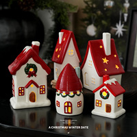 Maisons de village de Noël rouges, petites maisons de Noël en céramique mignonnes, décoration pour centre de table de Noël