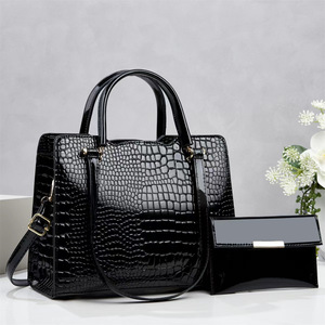 Borse a due pezzi con motivo coccodrillo, chiusura a cerniera, versatili, borse da donna casual e alla moda, borsa a tracolla da donna. - Product Image 1