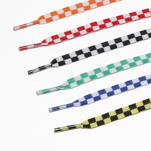 Lacets plats en polyester de 7 mm de large, personnalisés, style <span class=keywords><strong>AJ1</strong></span>, longueur 80-160 cm, avec embouts métalliques de qualité, <span class=keywords><strong>prix</strong></span> usine - Product Image 1