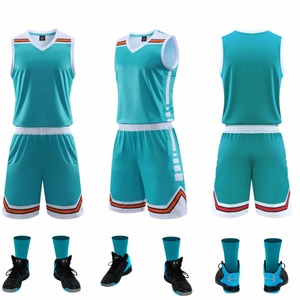 Uniforme de Baloncesto Personalizado de Poliéster con Nuevo Diseño Reversible, Conjunto de Uniforme de Baloncesto de Malla de Secado Rápido - Product Image 2