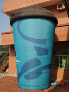 Botella Inflable Publicitaria de Tamaño Personalizado para Exhibición de Marca, Promociones de Bebidas, Ferias Comerciales y Festivales - Product Image 2