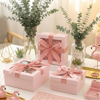 Boîte cadeau rose pastel avec ruban en soie et nœud pour bougie, soins de la peau, cosmétiques, chocolat, fleurs séchées, coffret cadeau
