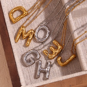 Kerstfeest Ballon Bubbel Initial 26 Letter Ketting 316l Roestvrij Staal Waterdicht 3d Custom Puff Letters Charme Ketting - Product Image 2