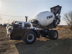 Mezcladora Autocargable Bidireccional de 3.5 Metros Cúbicos con Accionamiento Delantero Izquierdo FM535SLA en Venta - Product Image 2