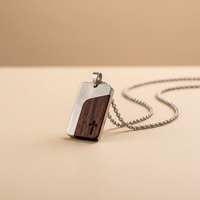 Collier pendentif de luxe en acier inoxydable 316L CNC avec incrustation de bois naturel, plaqué or 18 carats sous vide, bijoux géométriques minimalistes pour hommes, personnalisable