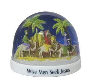 Custom Gesù immagine plastica inserto globo di Neve del vinile di acqua sfera di cuore in Acrilico fiocchi di FAI DA TE