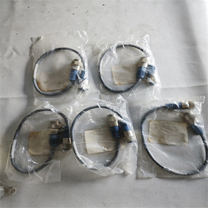 ขั้วต่อสายไฟ Turck RSM-RKM572-0.5M ระดับ IP67 สำหรับเครื่องจักรอุตสาหกรรม - Product Image 1