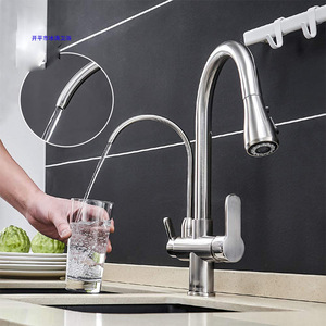 Robinet de cuisine Bingtao en acier inoxydable 304, extractible, eau chaude et froide, finition brossée, installation verticale - Product Image 5