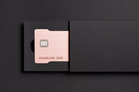 Logo personnalisé, estampage à chaud UV Offre Spéciale, papier spécialisé noir, carte de crédit Vip, boîte de carte cadeau gratuite, boîte d'emballage d'enveloppe
