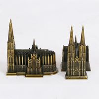 Venta al por mayor personalizado de lujo palabra antigua famosa 3D miniatura edificio modelo Burj Khalifa Torre recuerdo turístico para la decoración del hogar