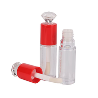 Emballage personnalisé, flacon transparent rond moderne et créatif, étiquette privée, tube à gloss à lèvres avec un grand pinceau