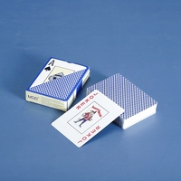 Cartes de poker marquées en PVC personnalisables cartes à jouer étanches avec logo personnalisé imprimé code à barres de casino de différentes tailles