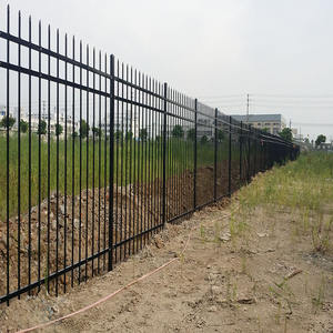 Maison à revêtement en poudre garnison en acier clôtures panneaux <span class=keywords><strong>de</strong></span> clôture en tube d'acier <span class=keywords><strong>piquet</strong></span> en fer galvanisé clôture extérieure <span class=keywords><strong>de</strong></span> jardin en métal forgé - Product Image 2
