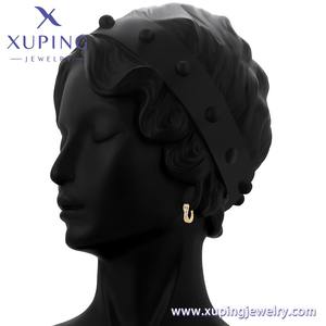 أقراط حلقية X001205315 من XUPING مطلية بالذهب عيار 14 قيراط بتصميم المفتاح اليوناني مرصعة بالزركون للنساء للمناسبات الأنيقة متوفرة بكميات كبيرة - Product Image 2