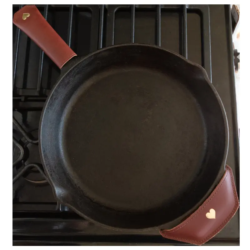 Cá Nhân Nồi Da Chủ Cast Sắt Xử Lý Bìa Tùy Chỉnh Skillet Ngắn Xử Lý Bìa