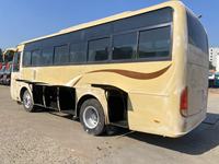 Autocar de luxe au diesel 30 places 32 places 35 places d'occasion en Afrique du Sud