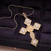 Collier Pendentif Croix en Or Massif 18K avec Diamant de Laboratoire, Collection Heirloom Saison d'Entraînement Style Dua Lipa, Bijoux pour Homme et Femme