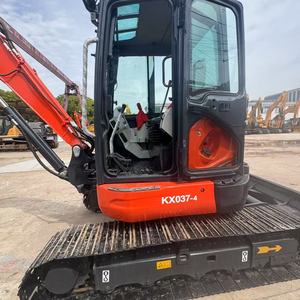 รถขุดขนาดเล็ก Kubota U37 มือสองจากญี่ปุ่นแท้ น้ำหนัก 3.7 ตัน ระบบไฮดรอลิก ใช้งานน้อย เหมาะสำหรับงานก่อสร้างในเมืองและจัดสวน - Product Image 3
