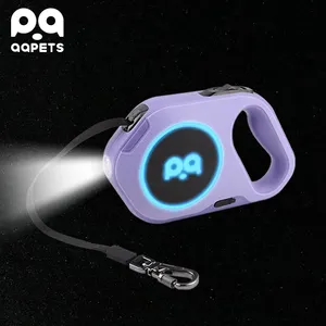 Correa retráctil para perros QQPETS con diseño de luz de Flash LED brillante logotipo personalizado ajustable automático duradero correa para perros