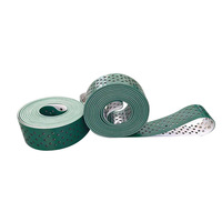 Nouvelle Bande Transporteuse en PVC Perforé Durable à 1 Couche |   Machines de poinçonnage par aspiration pour le positionnement des évents d'aération et des drains d'eau, avec perçage au laser