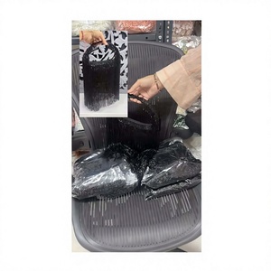 Sac à main rectangulaire noir à paillettes et pompons, élégant sac de soirée avec poignée chaîne pour les fêtes - Product Image 1