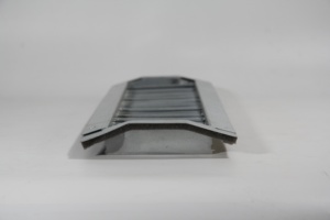 Lưới Tản Nhiệt Thép Mạ Kẽm Z275 GSD Giá Rẻ 425*75 Dùng Cho Ống Dẫn Xoắn Ốc Thông Gió Với Van Điều Chỉnh Riêng Lẻ - Product Image 4