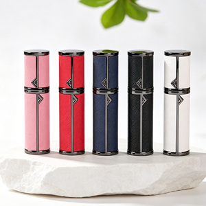 Atomiseur <span class=keywords><strong>de</strong></span> <span class=keywords><strong>parfum</strong></span> rechargeable certifié CE, mini-parfums en gros, flacon <span class=keywords><strong>de</strong></span> <span class=keywords><strong>parfum</strong></span> <span class=keywords><strong>de</strong></span> luxe personnalisé, Cologne pour hommes - Product Image 1