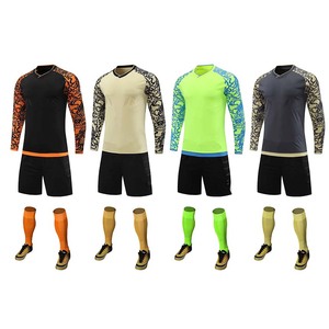 Conjunto de Camiseta de Fútbol de Poliéster para Hombre, <span class=keywords><strong>Precio</strong></span> al por Mayor, Entrega Rápida 2026, Diseño Original, Conjunto de Camiseta Retro de Fútbol <span class=keywords><strong>Chivas</strong></span> para Adultos - Product Image 3