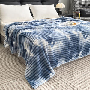 Wholesale Woven Super Soft Flannel Fleece <b>Throw</b> Blanket 100% Polyester Solid Pattern Winter <b>Sofa</b> <b>Cover</b> Anti-Pilling Modern - Product Image 6