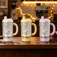 Shaker Cup, Blanc - Pour les shakes protéinés et les boissons hydratantes à usage domestique, mélange facile, couvercle verrouillable
