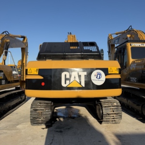 Excavatrice Caterpillar 320B d'occasion, 20 tonnes, prête à être expédiée, excavatrice sur chenilles d'occasion CAT 320B avec une puissance élevée - Product Image 4