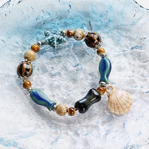 Bracelet extensible en céramique perlée, style nautique côtier, avec breloque étoile de mer et coquillage naturel faits à la main, souvenir touristique bohème de bord de mer, vente en gros - Product Image 4