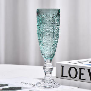 Coupe à vin en diamant Colonne romaine vintage Gobelet en relief Verres à <span class=keywords><strong>champagne</strong></span> à l'ancienne - Product Image 1