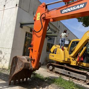 Excavadora Usada DOOSAN DH150W de 15 Toneladas, 100% Lista para Trabajar, Excavadora Hidráulica de Segunda Mano, Cuidadosamente Mantenida, Fácil de Operar - Product Image 6