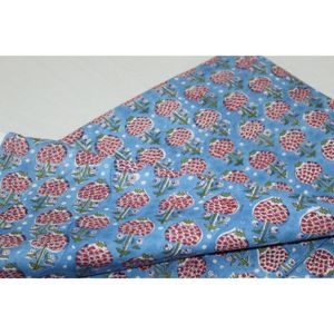 Tela Étnica Ligera Hecha a Mano con Estampado Sanganeri para Ropa de Niños y Niñas, Bolsos, Edredones, Bufandas, Vestidos, Cortinas y Fundas - Product Image 3