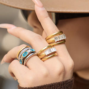 Anillo de banda estrecha de acero inoxidable chapado en oro de 18 quilates de moda, resistente al agua, con circonita creada en laboratorio, para compromiso, boda, fiesta, regalo para mujer - Product Image 1