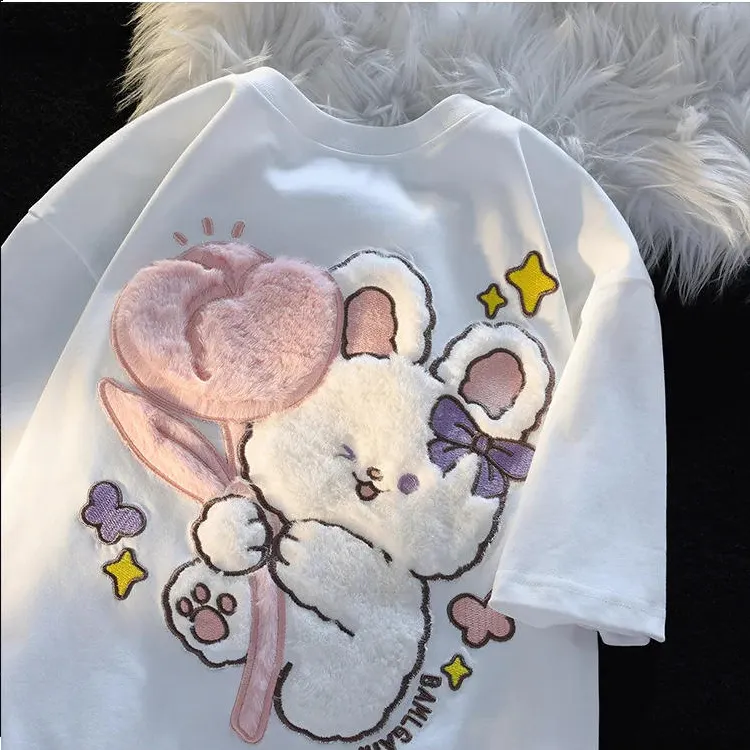 Maglietta di coniglio carina 3D per donna su misura in peluche ricamato a cartoni animati da donna con maniche corte Top alla moda ampio