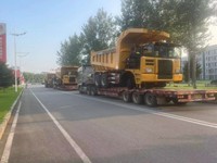Camion benne à châssis large haute fiabilité SKT90S, châssis à faible contrainte, capacité de charge de 60 tonnes, pour l'exploitation minière