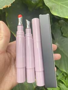 Gloss à lèvres liquide végétalien longue tenue de haute qualité, effet repulpant, enrichi en extrait de Capsicum Frutescens, marque privée - Product Image 4