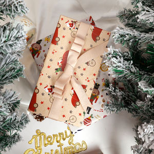 Hot Selling Custom 80g Christmas Flower Tissue New Year Party Gift Wrap <b>Paper</b> <b>Roll</b> for Packaging <b>Wrapping</b> <b>Paper</b> - Product Image 2