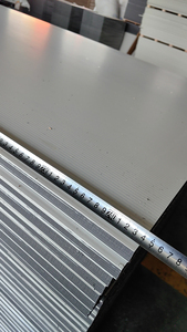 Trung Quốc Nhà Máy Bán Buôn Xây Dựng Trắng Đen Nhựa Hội Đồng Quản Trị Ván khuôn Cột Tấm Bê Tông PP <span class=keywords><strong>Hollow</strong></span> Ván khuôn - Product Image 2