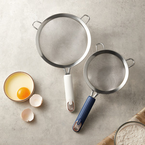 HeDou Flour Sieve Stainless Steel Manual Baking Filter Household Handheld Strainer 32Cm - Product Image 2