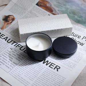 Vela Aromática de 40g en Lata Redonda Negra, Cera de Soja, Decoración para el Hogar, Paquete de Prueba - Product Image 4