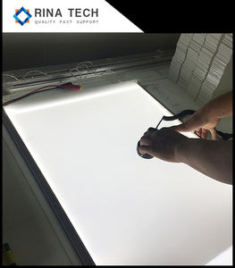 Panel LED LGP Personalizado de Alto Lumen Resistente a la Intemperie con Puntos Láser y PC Resistente a los Rayos UV para Sistemas de Señalización de Estacionamiento al Aire Libre - Product Image 2
