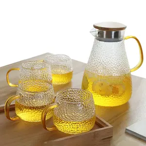 Schlussverkauf hochborosiliciertes Glas Stahl Tee Frucht Infusion-Wasserfilter-Kugel Krüge Karaffe Dekanter mit Bambusdeckel