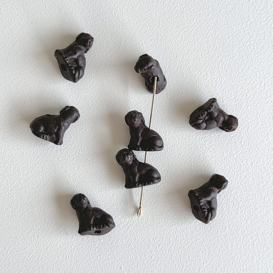 Labrador marrón negro (11mm)